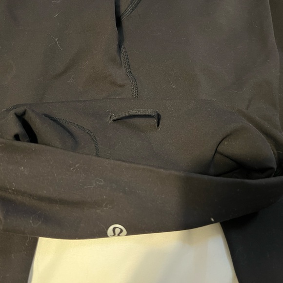 Lululemon aligns, length 31”, Size 4 - Picture 3 of 4